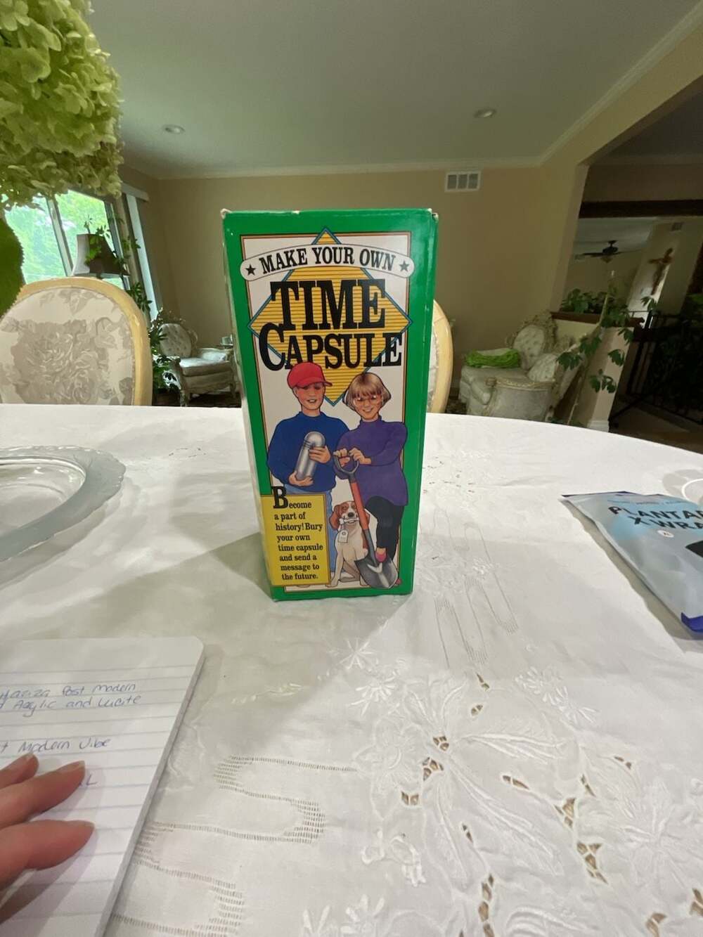 Steven Caney's Kids' America Make Your Own Time Capsule Activity Kit
